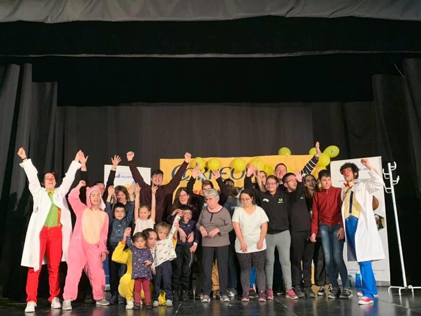 Riba-roja aprueba la puesta en marcha de una 'Escola Inclusiva Municipal de Teatre' como espacio de creacin y expresin artstica