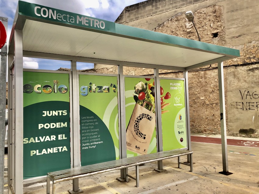 Riba-roja posa en marxa la campanya 'Ecologza't' per a reduir l's de plstic en els comeros locals