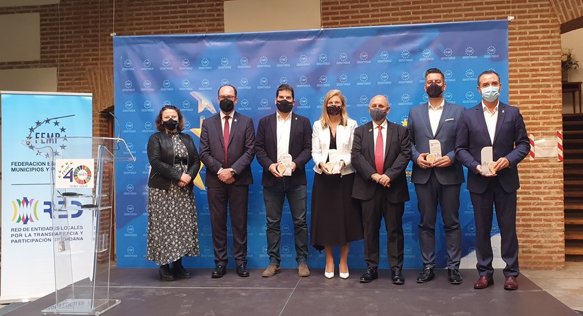 Riba-roja recibe en Madrid el premio InnovaGloc por la plataforma de contratacin Ribalicita