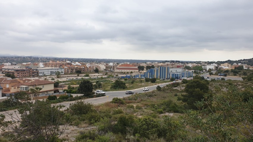 Riba-roja aprova cedir una parcel·la de 1.958 metres quadrats a la Generalitat per a construir un centre de salut amb una inversió de 6 milions d'euros