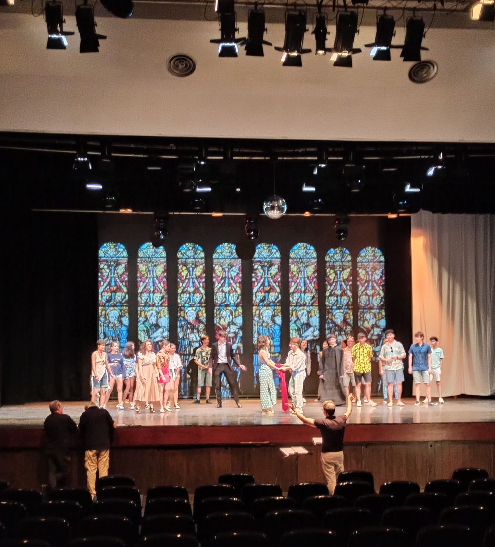 El Conservatorio Profesional Municipal de Msica de Riba-roja pone en escena Mamma Mia! El Musical
