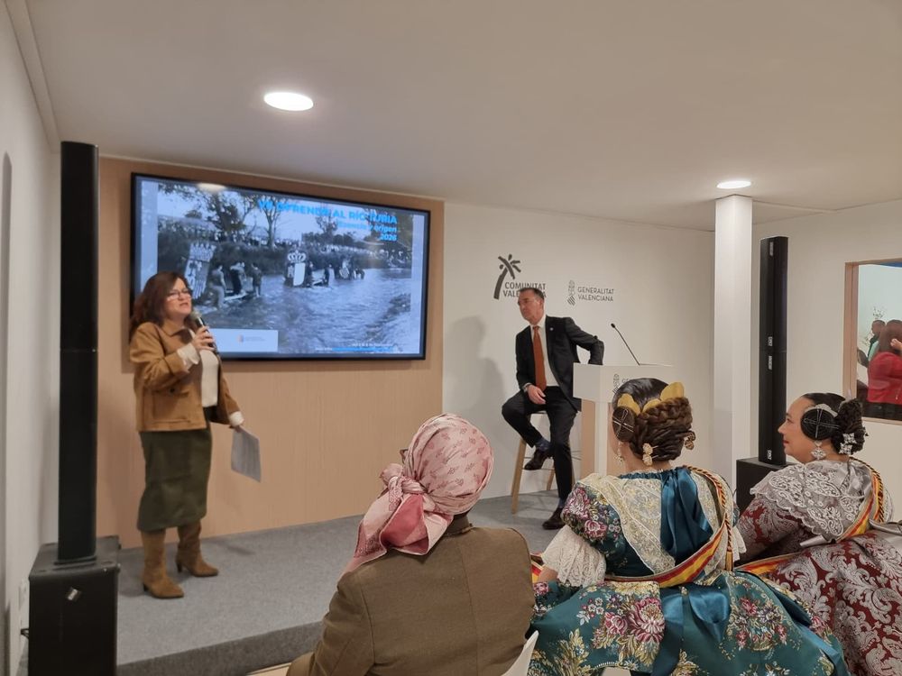 Riba-roja presenta en FITUR la 7a Ofrena al riu T�ria que se celebrar� el 8 de novembre amb tots els municipis riberencs