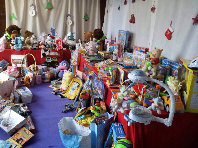 La urbanizacin Masia de Traver se solidariza con las familias ms necesitadas