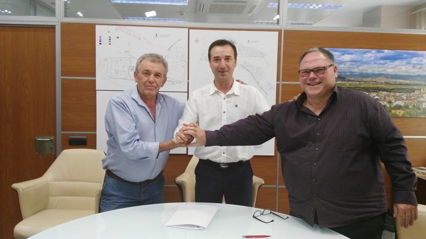 L'Ajuntament firma un conveni amb el Banc d'Aliments de la Pobla de Vallbona per a garantir el menjar a 200 famlies de Riba-roja