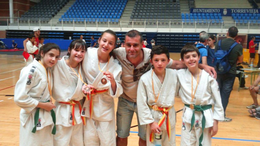 Els judokes de Riba-roja obtenen tres medalles en l'autonmic