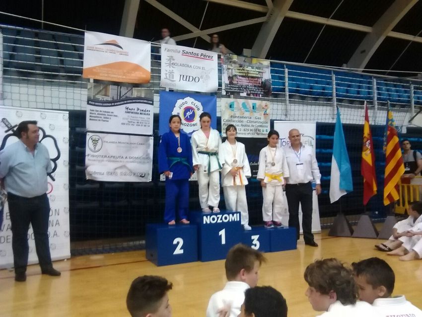 Els judokes de Riba-roja obtenen tres medalles en l'autonmic