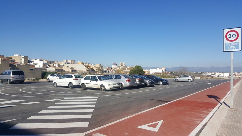 Riba-roja dispone de 1.179 plazas de aparcamiento pblico gratuito en el casco urbano